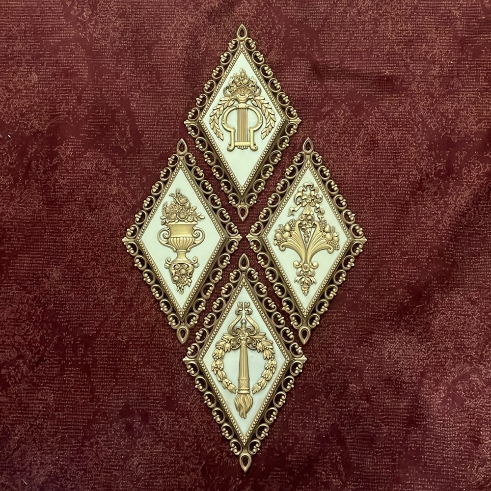 Vintage HOMCO gold wall plaques decor